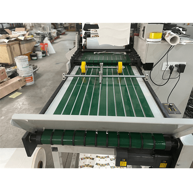 Machine d'impression flexo d'étiquettes rouleau à rouleau de 5 couleurs